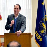 Sen. Ron Wyden, Mayor David Drotzmann