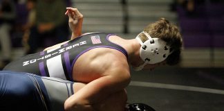 Hermiston Wrestling off to strong start as Bulldogs chase State Title