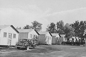 Cabin court in Hermiston was built in two weeks for workers at the depot. Each unit of one room rented for eight dollars per week.