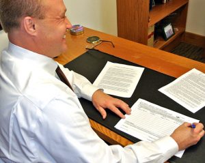 Smith Signs Petition 2