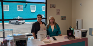Carrie’s Custom Confections now open in Umatilla Business Center