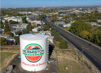 Hermiston residents, leaders connect at City Chat
