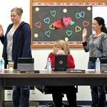 Umatilla-School-board-swearing-in